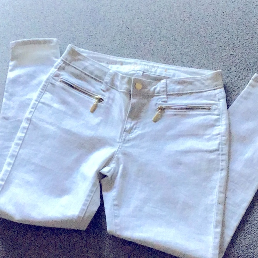 White skinny Jeans